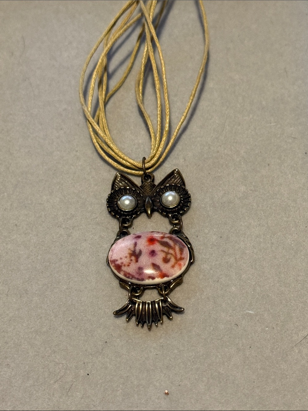 Antique-Style Owl Pendant Necklace with Pink Marbled Stone